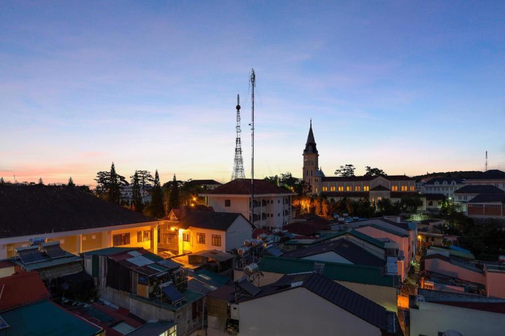Yukkuri Boutique Hotel Dalat Zewnętrze zdjęcie